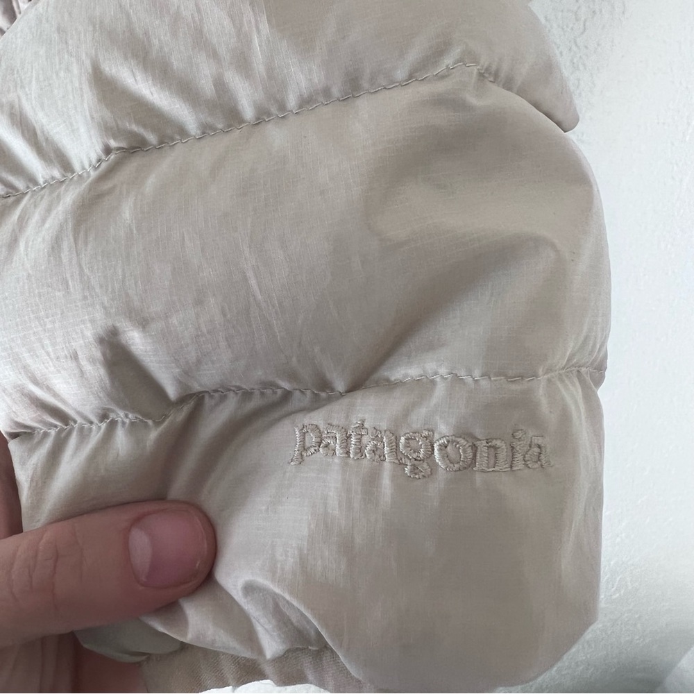 Patagonia Cream Quilted Jacket Size Small - Picture 4 of 8